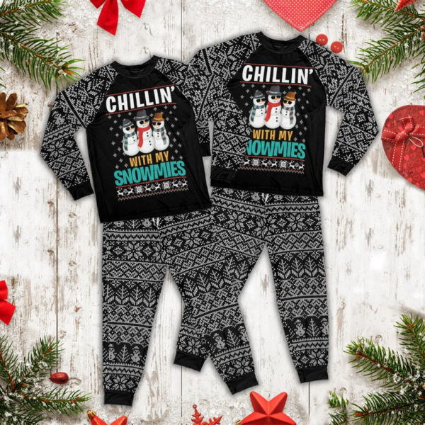 Chillin With My Snowmies Snowman Family Pajamas Set product photo 4