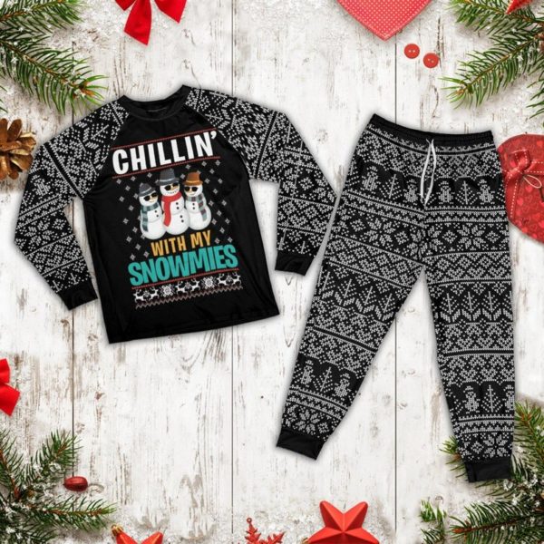 Chillin With My Snowmies Snowman Family Pajamas Set product photo 0
