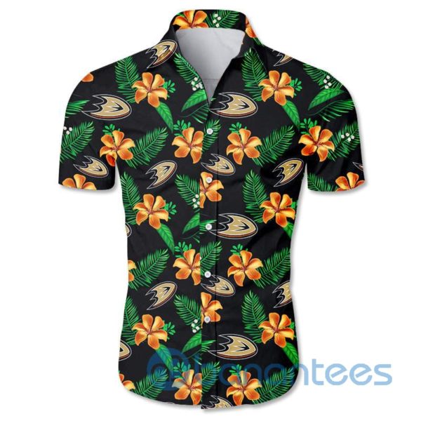 Anaheim Ducks Floral Short Sleeves Hawaiian Shirt Product Photo