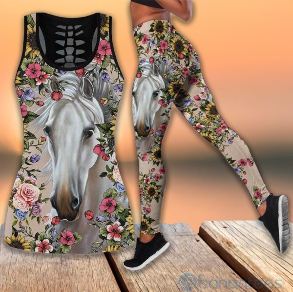 Love Horse And Flower Tank Top Legging Set Outfit Product Photo
