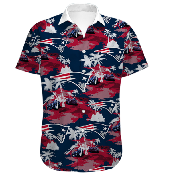 Men's New England Patriots Hawaiian Shirt Tropical Product Photo