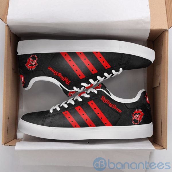 The Rolling Stones Red Striped Black Low Top Skate Shoes Product Photo