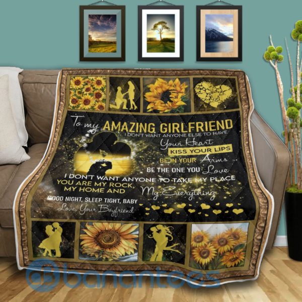 To My Amazing Girlfriend Sunflower Blanket Quilt Product Photo