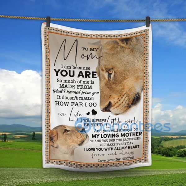 To My Mom Lion Sherpa Blanket Product Photo