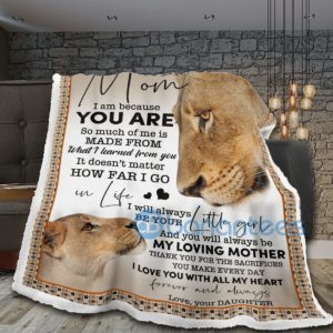 To My Mom Lion Sherpa Blanket Product Photo