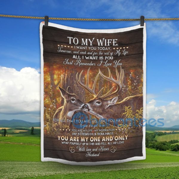 To My Wife You Are My One And Only Deer Love Sherpa Blanket Product Photo