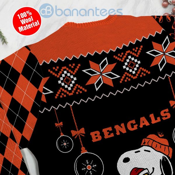 Cincinnati Bengals Funny Charlie Brown Peanuts Snoopy Christmas Tree Ugly Christmas 3D Sweater Product Photo