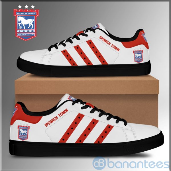Ipstown Football Red Striped White Low Top Skate Shoes Product Photo