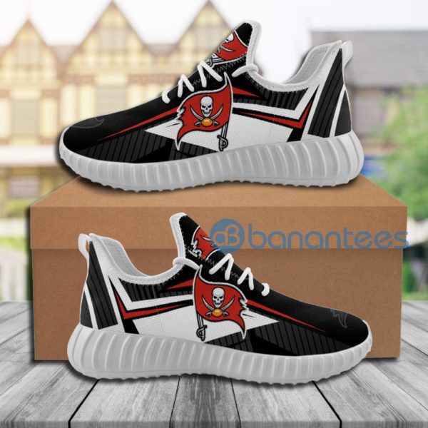 Tampa Bay Buccaneers White Raze Shoes Product Photo