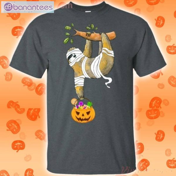 Sloth Mummy Funny Halloween Pumpkin T-Shirt Product Photo 2
