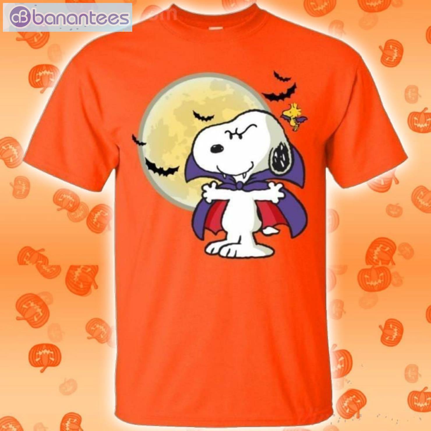 Snoopy Dracula Halloween Funny T-Shirt Product Photo 1
